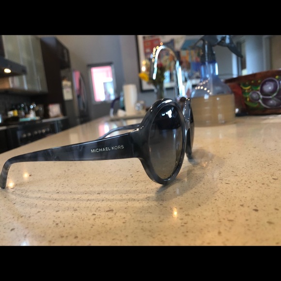 Michael Kors Sunglasses - Picture 3 of 5